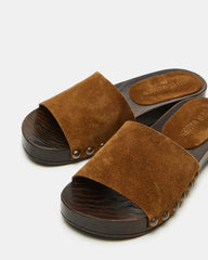 Cento Chestnut Suede