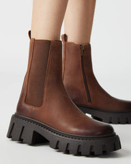 Charges Brown Distressed