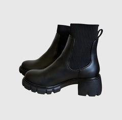 Hayle Black - Sm Rebooted