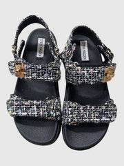 Mona-P White Multi - Sm Rebooted