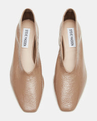 Claud Camel Patent Leather