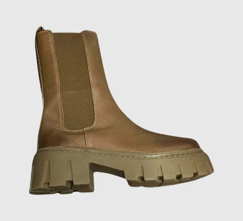 Charges Tan Leather - Sm Rebooted