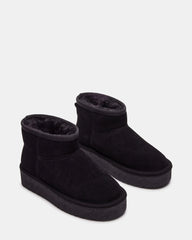 Comfy Black Suede - Sm Rebooted