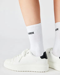 Catcher White Black - Sm Rebooted